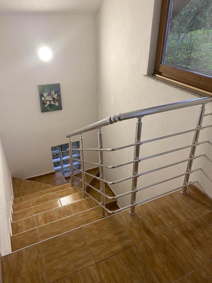 Amar Apartmani, Яйце Екстер'єр фото