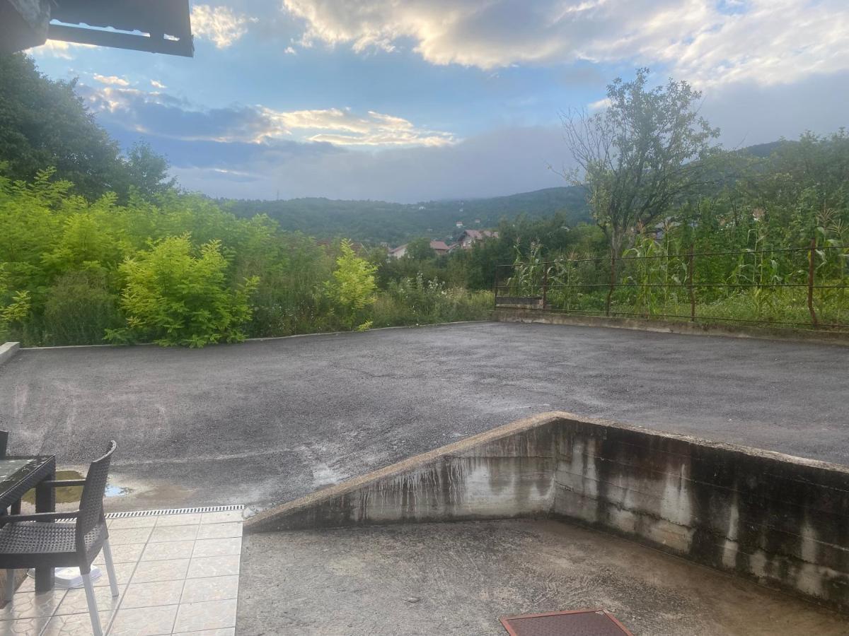 Amar Apartmani, Яйце Екстер'єр фото
