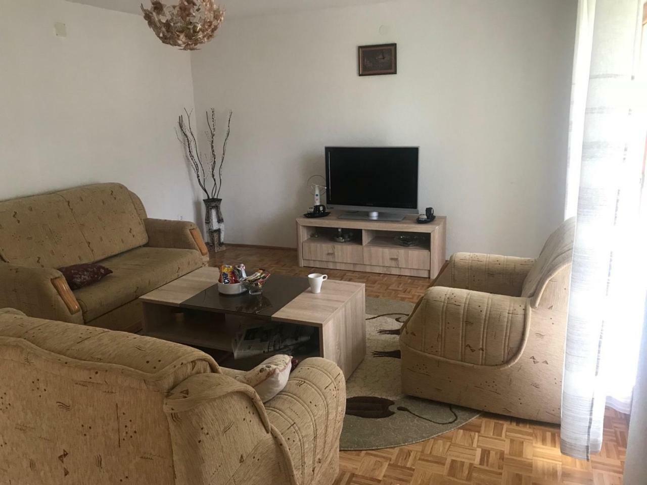 Amar Apartmani, Яйце Екстер'єр фото